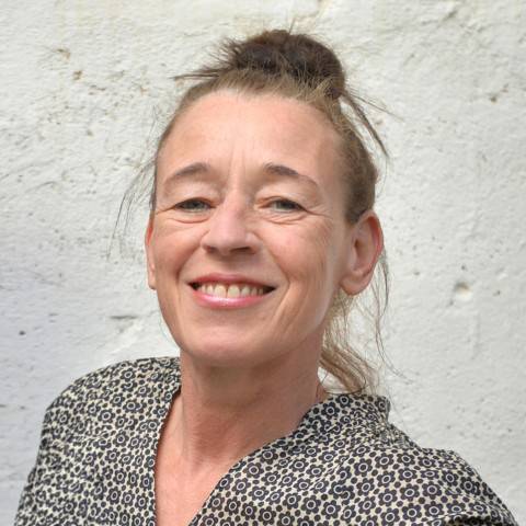 Juli Wind – Schweinehundi. Schrecklich unwidersTehlich Autor