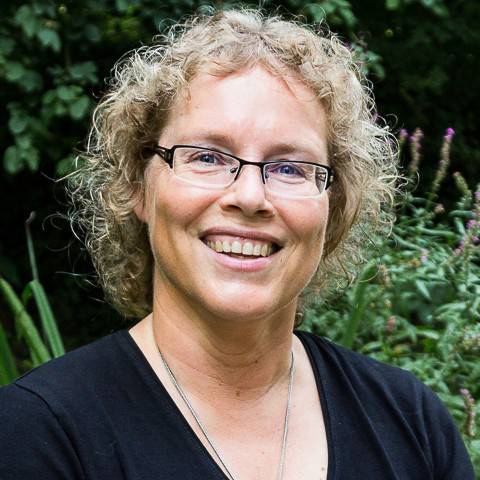 Katja Brandis – Nico & Daimon. Verflammt gute Freunde Autor